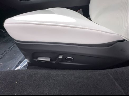 Used 2025 Tesla Model 3 Long Range AWD/4WD image 19