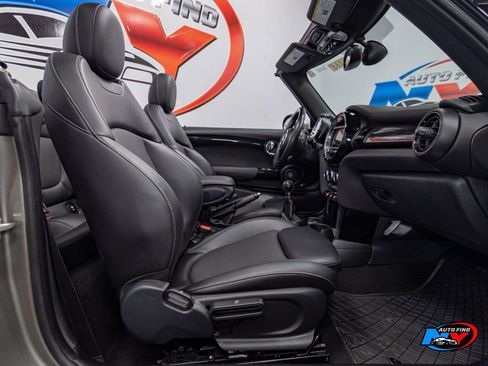 Used 2018 MINI Cooper S image 22