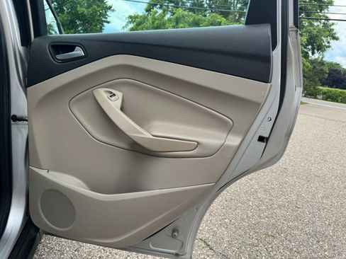 Used 2015 Ford C-MAX SEL w/ Interior Protection Package FWD image 36