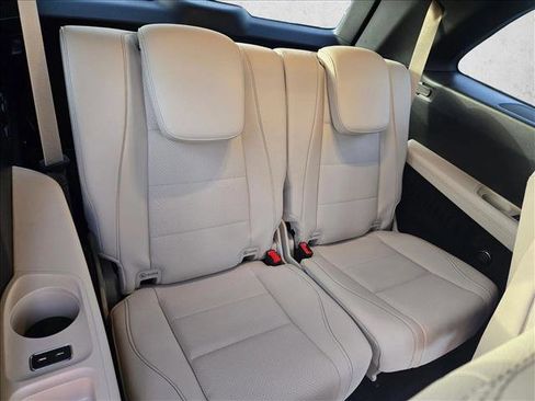 Certified 2025 Mercedes-Benz GLS 450 4MATIC image 15