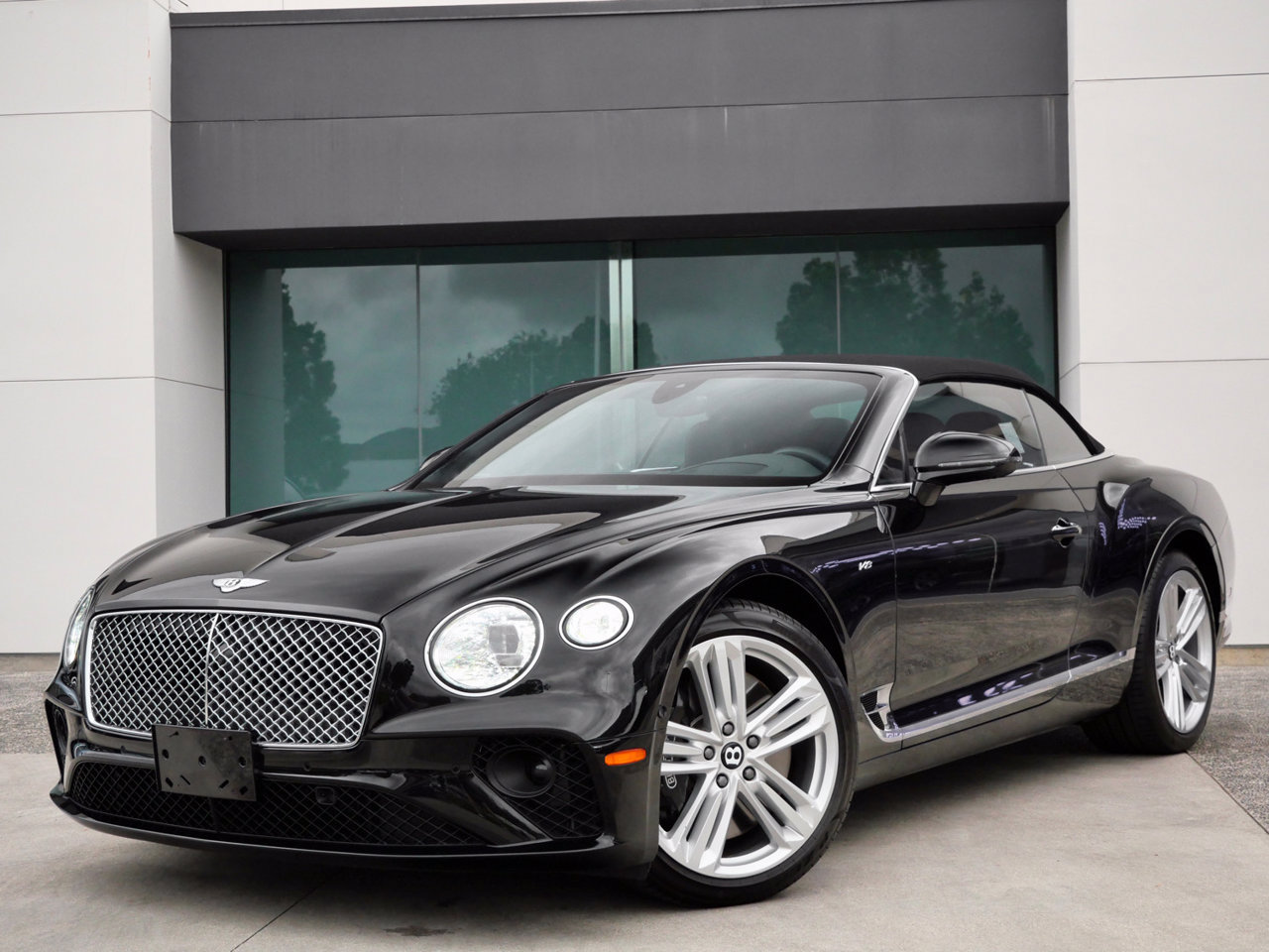 Used 2022 Bentley Continental GT AWD/4WD image 10
