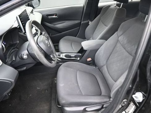 Certified 2021 Toyota Corolla LE FWD image 21