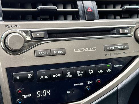 Used 2015 Lexus RX 450h AWD image 24