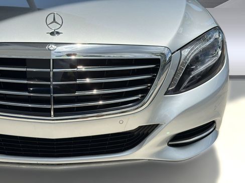 Used 2015 Mercedes-Benz S 550 Sedan image 12