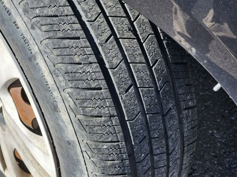 Used 2017 Chevrolet Sonic LS image 11