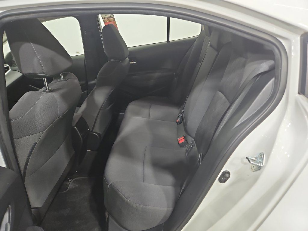 Used 2020 Toyota Corolla LE FWD image 24
