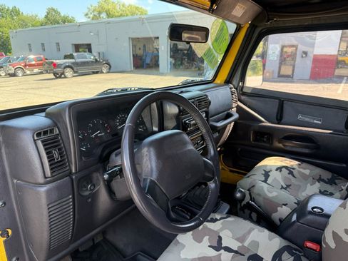 Used 2000 Jeep Wrangler SE AWD/4WD image 35
