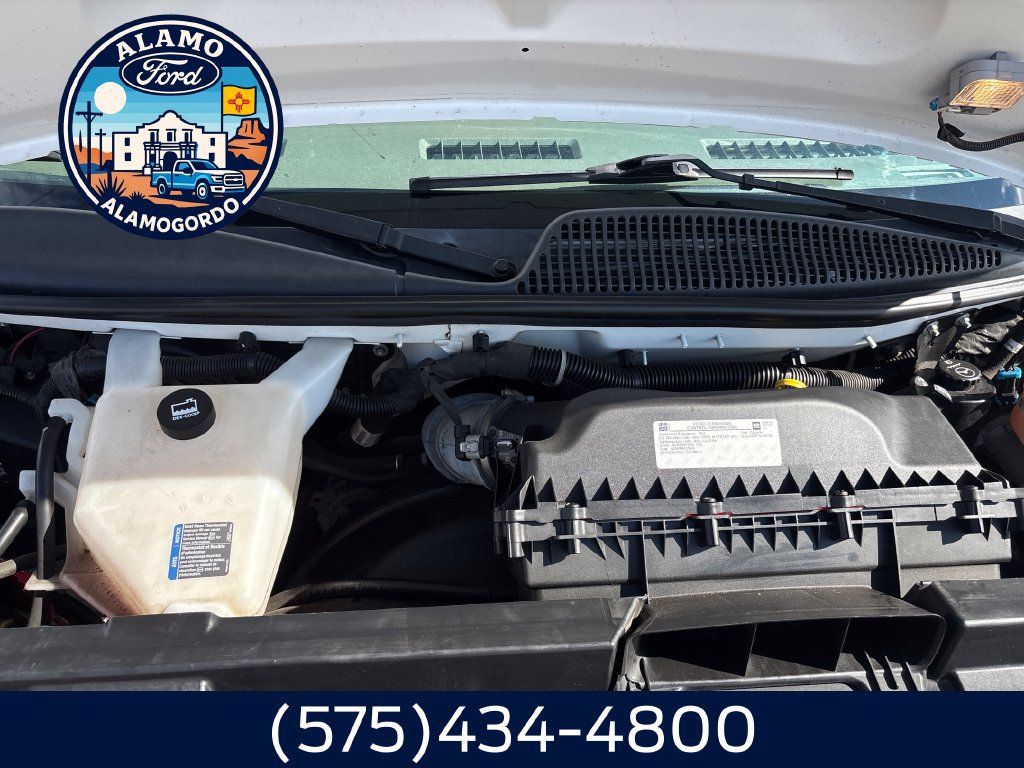 Used 2022 Chevrolet Express 3500 LT w/ LT Preferred Equipment Group RWD image 22