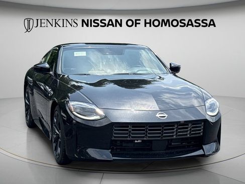 New 2026 Nissan Z Performance w/ Floor Mat Package RWD image 2