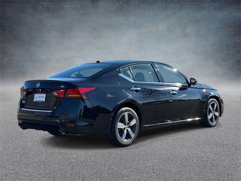 Used 2021 Nissan Altima 2.5 SL image 4