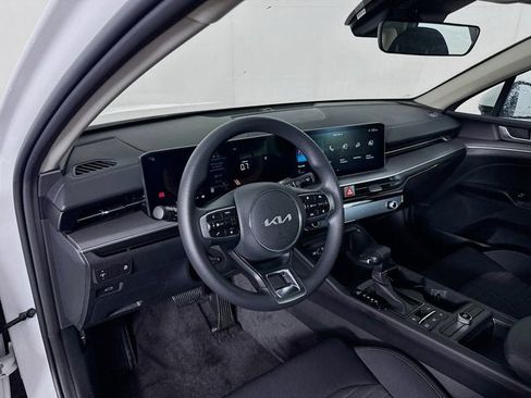 New 2025 Kia K5 LXS image 9