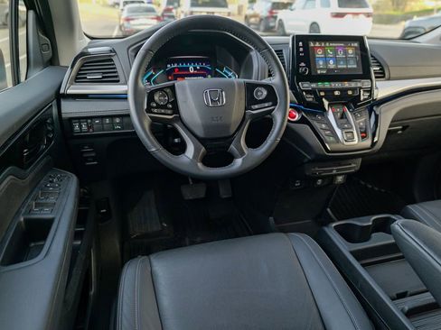 Used 2023 Honda Odyssey Touring image 40