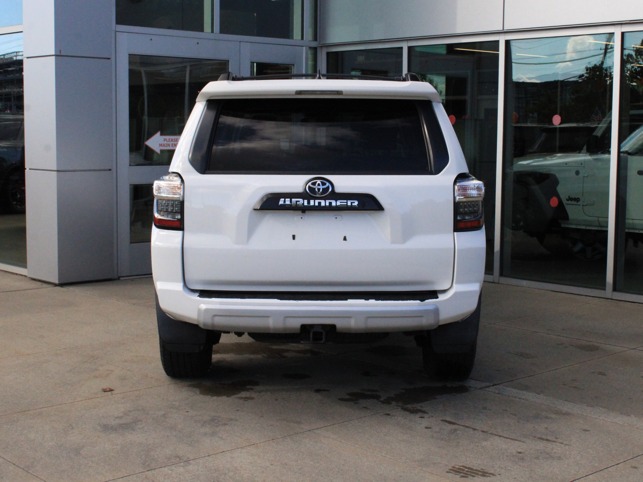 Used 2020 Toyota 4Runner TRD Off-Road Premium w/ Moonroof Package AWD/4WD image 7