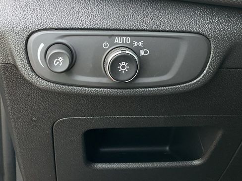 Used 2025 Chevrolet TrailBlazer LT image 26