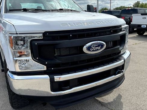 Used 2021 Ford F250 XL w/ Power Equipment Group AWD/4WD image 31