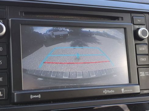 Used 2018 Toyota Sequoia Platinum AWD/4WD image 21