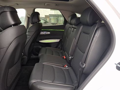 Certified 2026 Genesis GV70 2.5T Advanced image 10