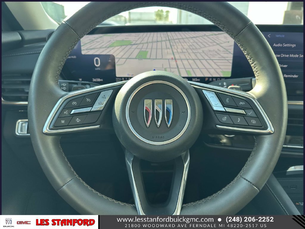 Used 2025 Buick Envision Avenir AWD/4WD image 21