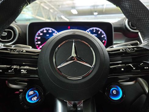 Used 2025 Mercedes-Benz GLC 43 AMG 4MATIC image 24