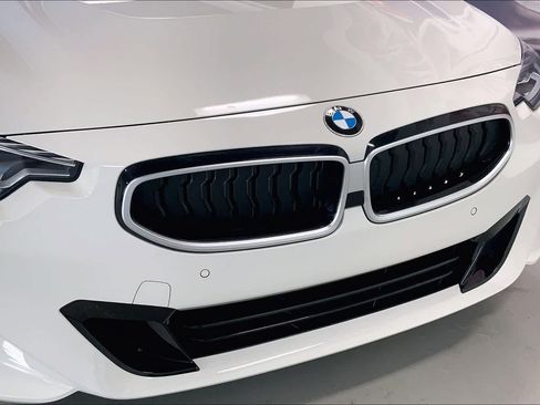 Used 2025 BMW 230i xDrive Coupe w/ Convenience Package image 30