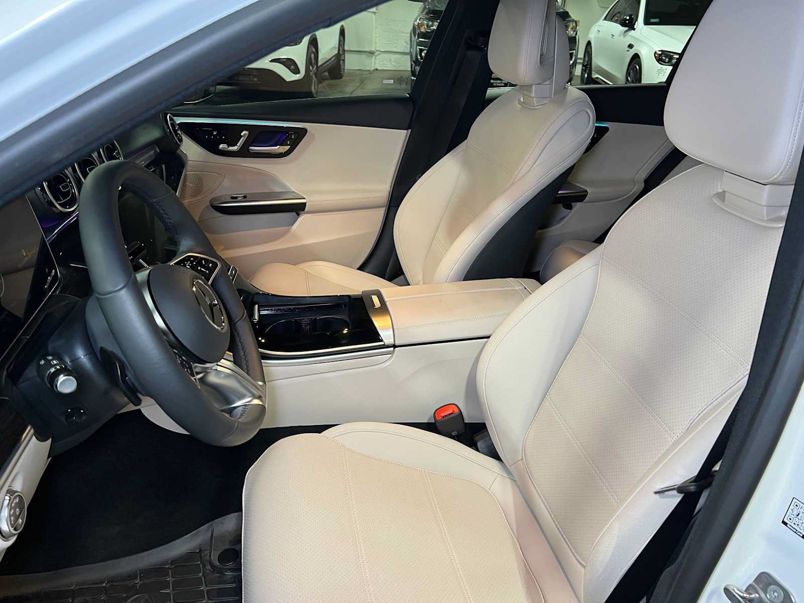 Used 2026 Mercedes-Benz C 300 4MATIC Sedan image 25