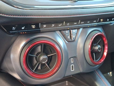 Used 2019 Chevrolet Blazer RS image 18