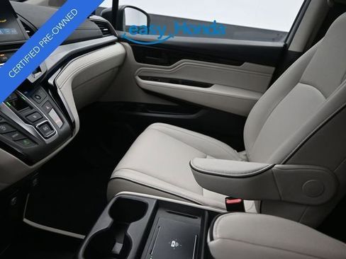 Certified 2025 Honda Odyssey Touring image 13