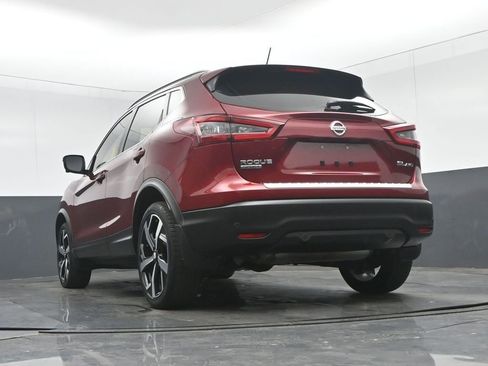 Used 2022 Nissan Rogue Sport SL w/ Premium Package image 55