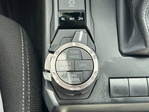 Certified 2025 Toyota 4Runner TRD Off-Road AWD/4WD image 25