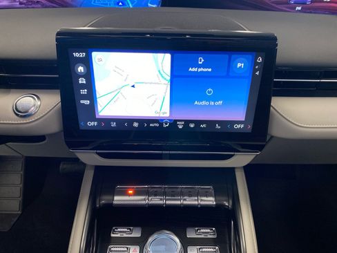 Used 2026 Lincoln Nautilus Reserve image 22