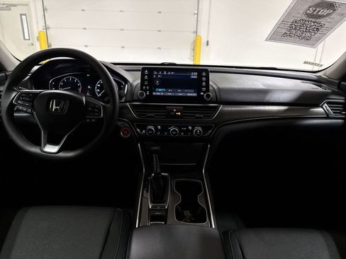 Used 2022 Honda Accord LX image 10
