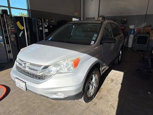 Used 2010 Honda CR-V EX image 2
