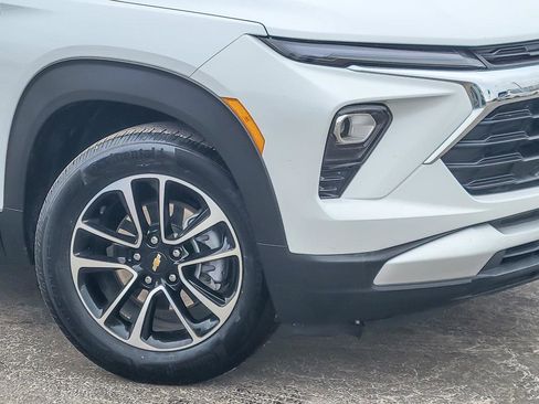 Certified 2025 Chevrolet TrailBlazer LT image 4