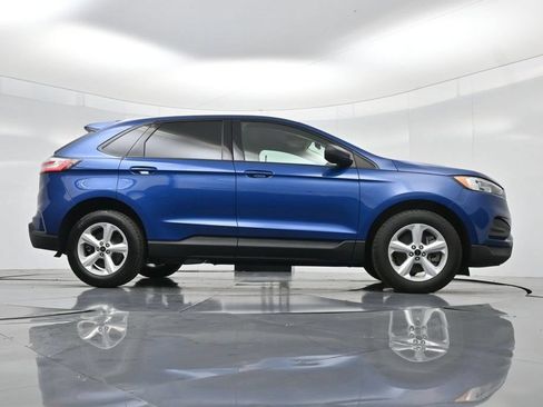 Used 2024 Ford Edge SE AWD/4WD image 2