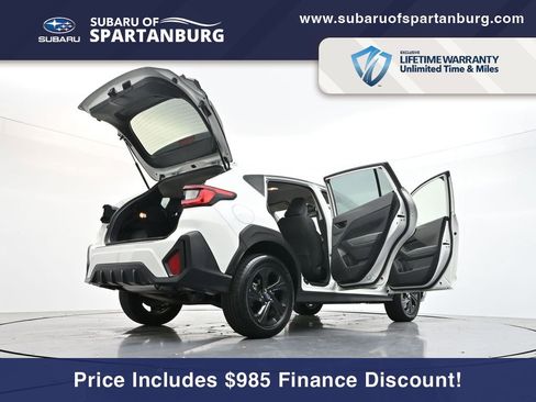 Used 2024 Subaru Crosstrek 2.0i w/ Crosstrek Mirror Package image 37