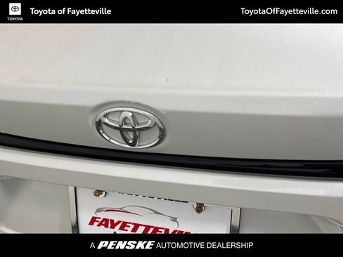 Used 2026 Toyota Corolla LE FWD image 18