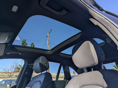 Used 2022 Mercedes-Benz GLC 300 4MATIC image 15