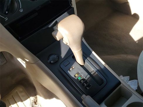 Used 2006 Toyota Corolla CE image 19