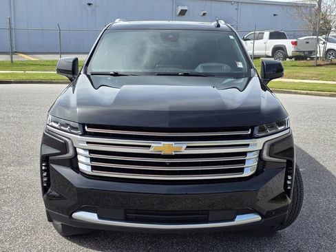 Used 2024 Chevrolet Tahoe High Country w/ Advanced Technology Package image 2