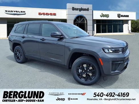 New 2026 Jeep Grand Cherokee L 4WD image 1