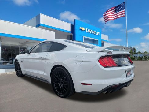 Used 2019 Ford Mustang GT Premium w/ GT Performance Package RWD image 5