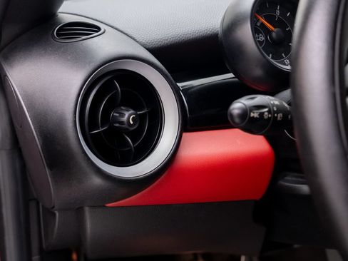 Used 2015 MINI Cooper Roadster S FWD image 19