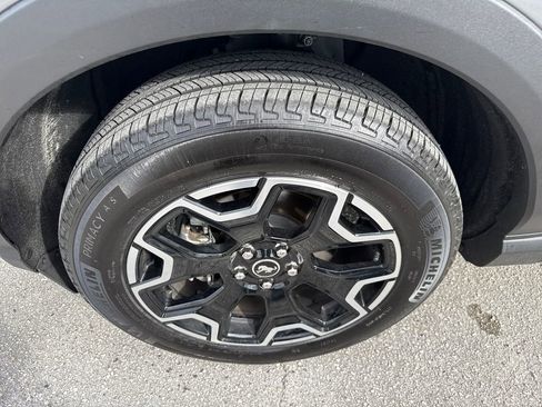 Certified 2025 Ford Bronco Sport Outer Banks w/ Outer Banks Tech Package+ image 13