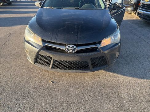 Used 2016 Toyota Camry XLE image 21