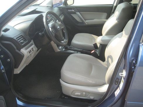 Used 2015 Subaru Forester 2.5i Touring w/ Eyesight & Navigation System AWD/4WD image 13