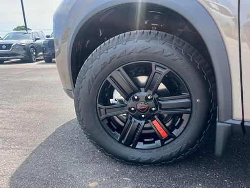 New 2026 Nissan Rogue SV AWD/4WD image 29
