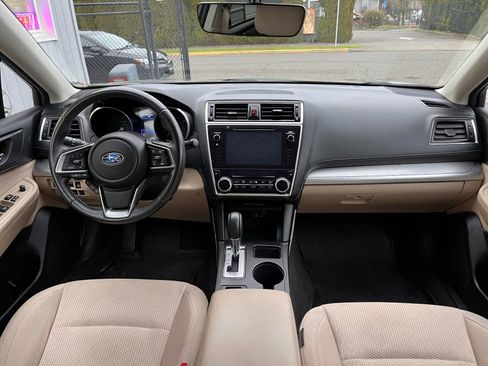 Used 2019 Subaru Outback 2.5i Premium image 14