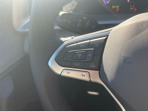 New 2026 Volkswagen Tiguan SE R-Line image 21