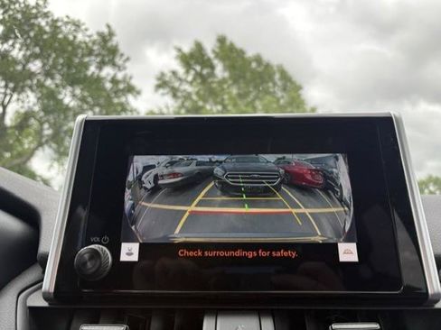 Certified 2023 Toyota RAV4 LE AWD/4WD image 8