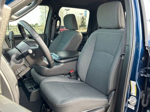 Used 2024 RAM 3500 Tradesman w/ Chrome Appearance Group image 17